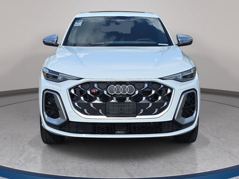 New 2026 Audi SQ5 Premium Plus image 2