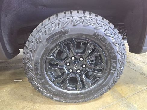 New 2026 Chevrolet Silverado 1500 ZR2 AWD/4WD image 34