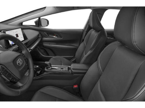 New 2027 Toyota Prius FWD image 8