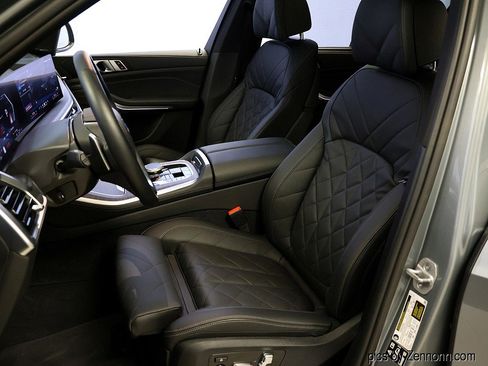 Certified 2025 BMW X5 xDrive40i w/ Premium Package image 10