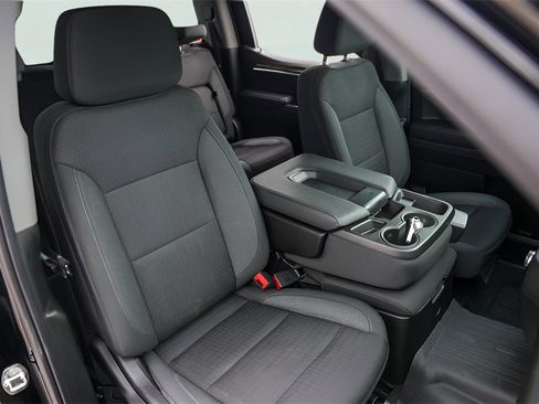 Used 2023 GMC Sierra 1500 Elevation image 26