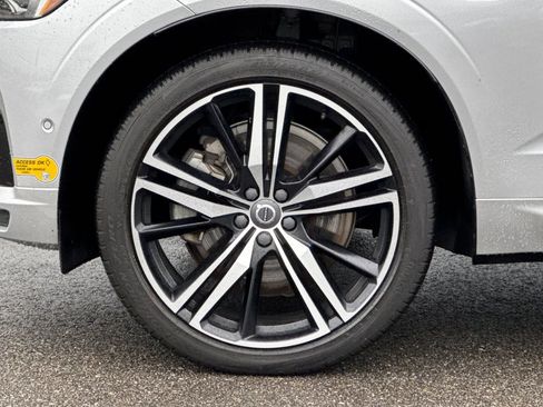 Used 2021 Volvo XC60 T8 R-Design w/ Advanced Package image 32