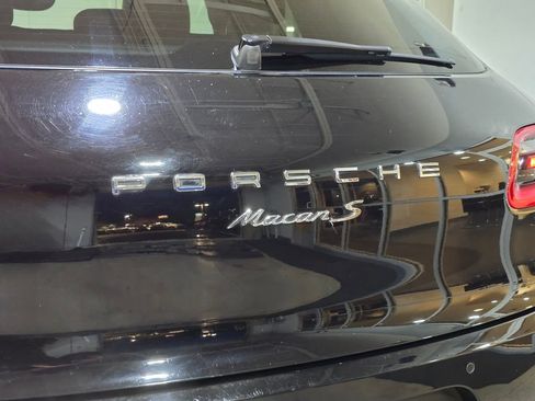 Used 2016 Porsche Macan S AWD/4WD image 27