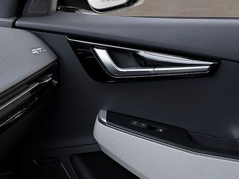 Certified 2025 Kia EV6 GT-Line image 34