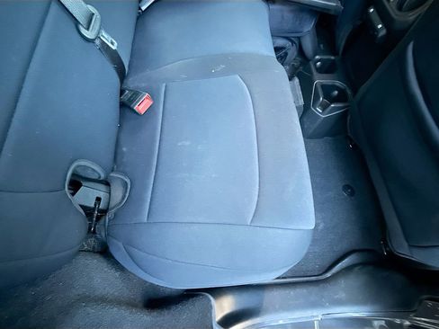 Used 2023 Jeep Wrangler Sport S image 30