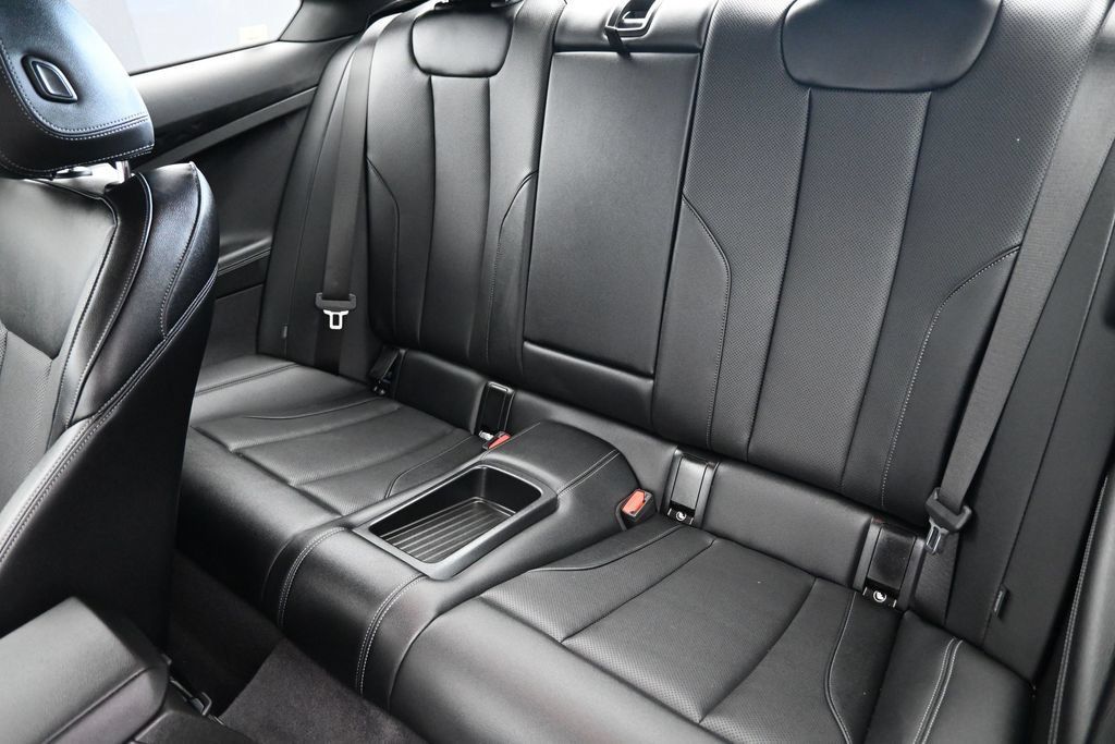 Used 2026 BMW 230i Coupe RWD image 11