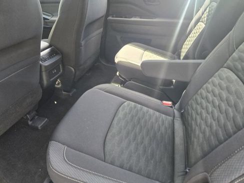 Used 2024 Nissan Pathfinder SV w/ SV Premium Package FWD image 29