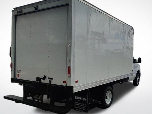 New 2026 Ford E-450 and Econoline 450 Super Duty w/ Power Equipment Group image 5