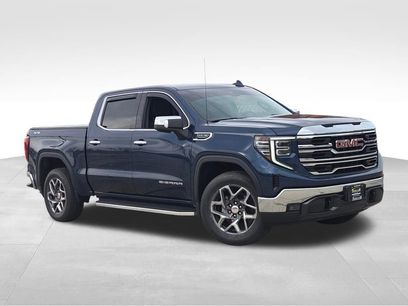 Used 2022 GMC Sierra 1500 SLT w/ SLT Convenience Package
