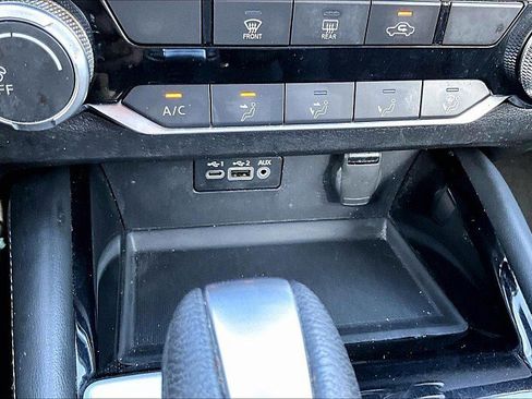 Used 2023 Nissan Altima 2.5 SV FWD image 31