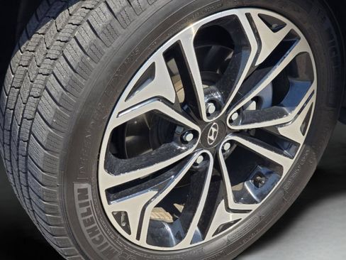 Used 2019 Hyundai Santa Fe AWD image 25