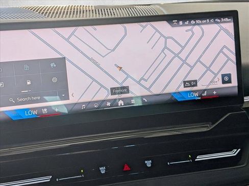 Used 2026 BMW 530i w/ M Sport Package image 14