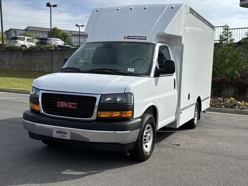 New 2025 GMC Savana 3500 w/ Power Convenience Package image 5