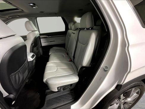 Used 2022 Hyundai Palisade SEL w/ 8P Bench Seat Package AWD/4WD image 22