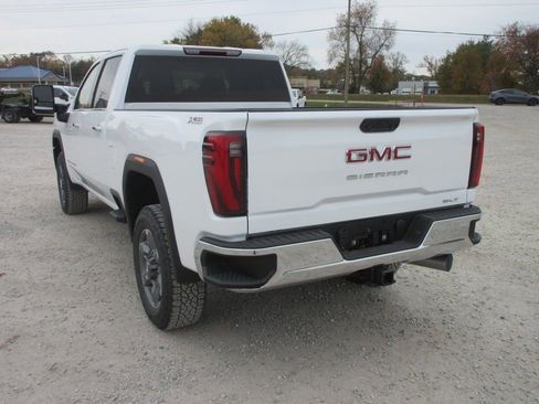 New 2026 GMC Sierra 3500 SLT AWD/4WD image 6