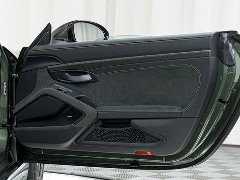 Certified 2024 Porsche 718 Boxster Spyder RS image 37