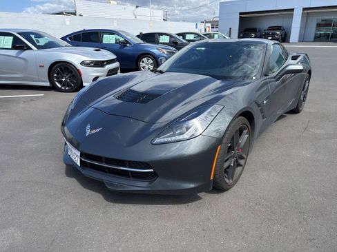 Used 2019 Chevrolet Corvette Stingray Coupe w/ Battery Protection Package RWD image 1