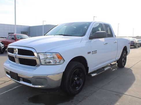 Used 2016 RAM 1500 Classic SLT image 3