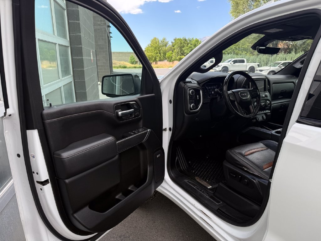 Used 2019 GMC Sierra 1500 AT4 w/ AT4 Premium Package AWD/4WD image 17