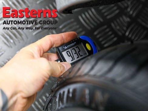 Used 2024 Chevrolet Malibu LT image 26