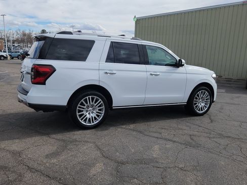 Certified 2024 Ford Expedition Limited image 16