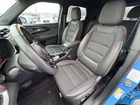 Used 2023 Chevrolet TrailBlazer RS image 27