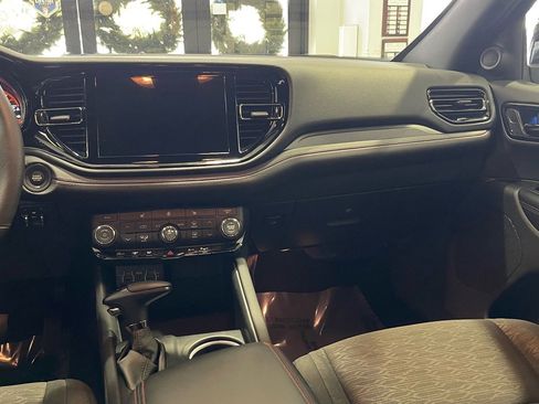 Used 2025 Dodge Durango GT w/ Blacktop Package image 31