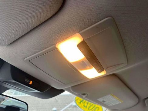 Certified 2024 Nissan Pathfinder S image 30