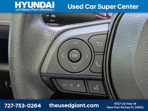 Used 2025 Toyota RAV4 LE FWD image 30