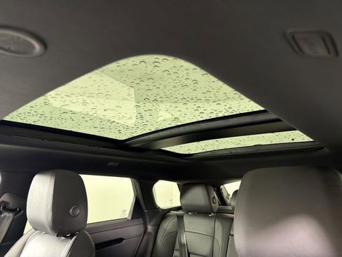 Certified 2026 Land Rover Range Rover Evoque S image 9