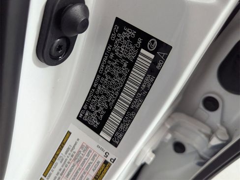 Used 2022 Lexus UX 200 image 29