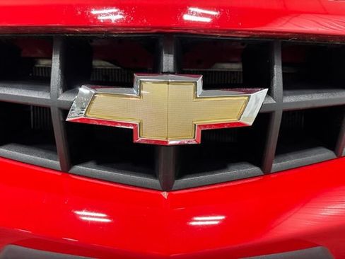 Used 2010 Chevrolet Camaro SS w/ RS Package RWD image 3