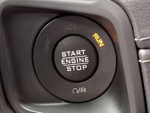Used 2024 Jeep Wrangler Unlimited Sahara AWD/4WD image 22