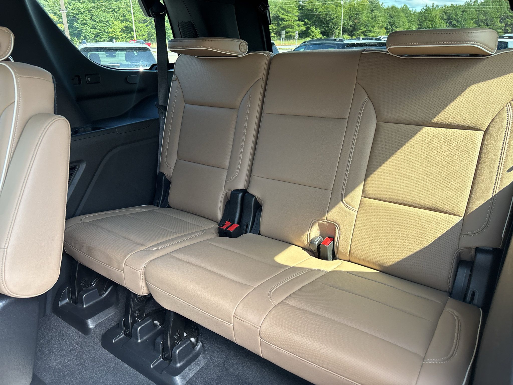 Used 2021 Chevrolet Tahoe Premier RWD image 31