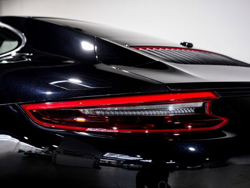 Used 2018 Porsche 911 Carrera GTS image 31