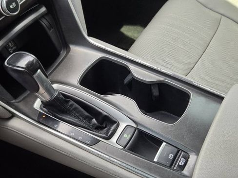 Used 2019 Honda Accord EX-L image 20