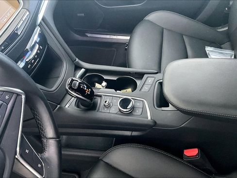 Used 2021 Cadillac XT5 Luxury image 18