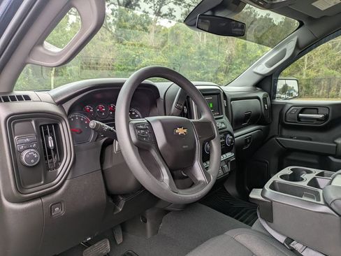 Used 2023 Chevrolet Silverado 1500 Custom image 13