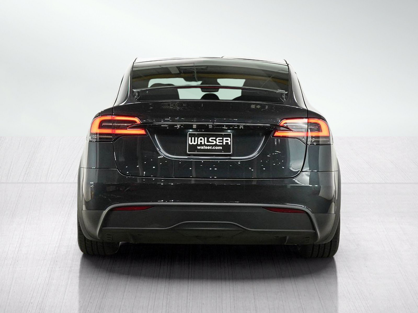 Used 2024 Tesla Model X AWD/4WD image 4