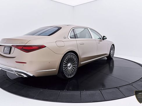 Used 2024 Mercedes-Benz Maybach S 680 4MATIC image 17