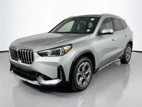 Used 2025 BMW X1 xDrive28i AWD/4WD image 2