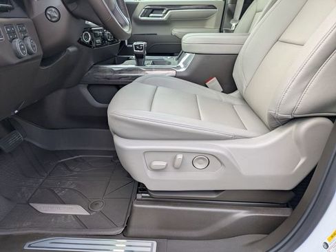 New 2026 Chevrolet Silverado 1500 LTZ w/ LTZ Premium Package AWD/4WD image 12