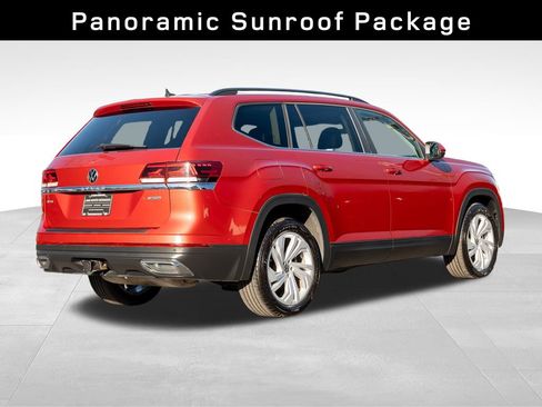 Used 2021 Volkswagen Atlas SE w/ Panoramic Sunroof Package image 4