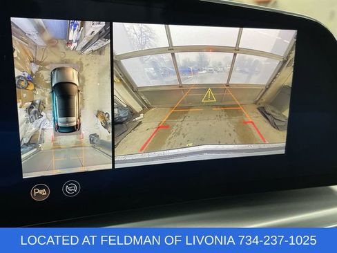 Used 2024 Cadillac Lyriq Luxury image 14