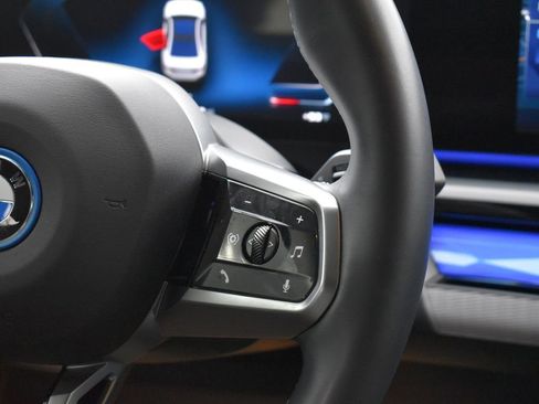 Used 2024 BMW i5 M60 image 21