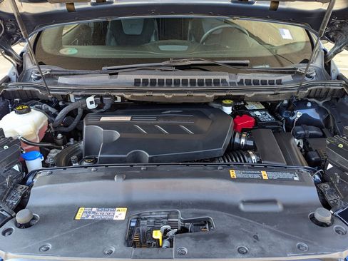 Used 2019 Ford Edge ST w/ Equipment Group 401A image 32