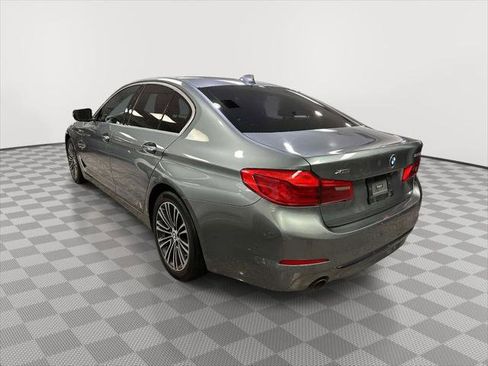 Used 2017 BMW 530i xDrive AWD/4WD image 2