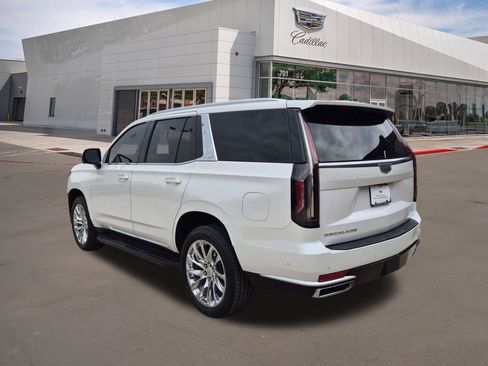 Used 2023 Cadillac Escalade Premium Luxury w/ LPO, Radiant Package AWD/4WD image 4