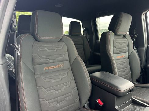 Used 2026 Nissan Frontier PRO-4X w/ Pro-4x Convenience Package AWD/4WD image 15