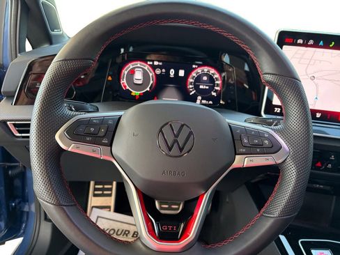 Certified 2025 Volkswagen GTI Autobahn FWD image 21